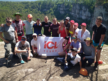 Корпоративный сплав с командой мечты