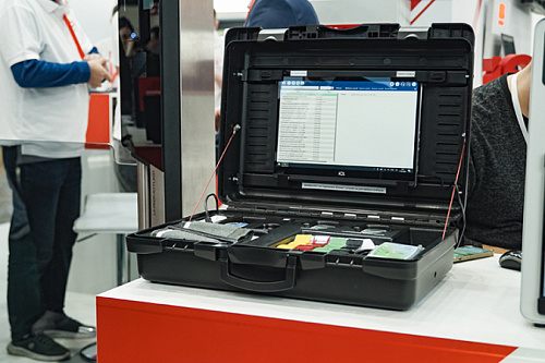 Чемоданчик, в котором целая поликлиника: как ICL Техно сократила расстояние от больного до врача