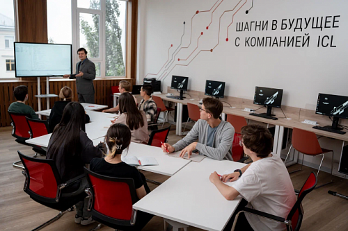 Новая совместная научно-учебная ИТ-лаборатория ICL Техно и КНИТУ-КАИ приняла первых студентов 